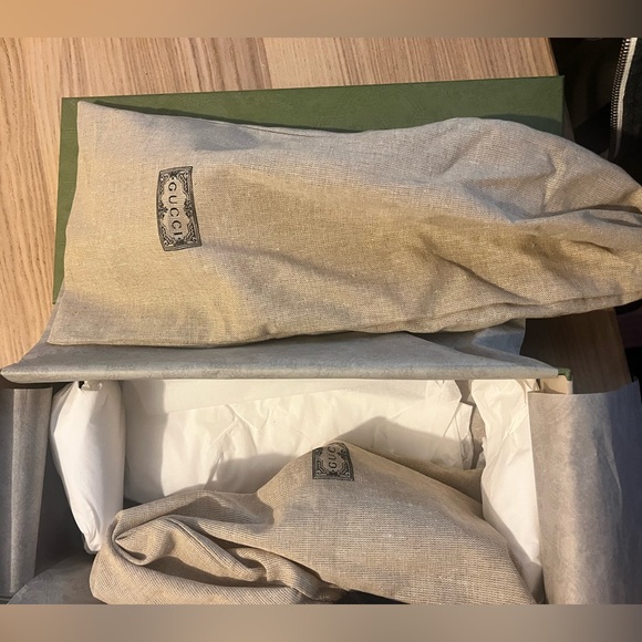 Gucci G cut suede slides in light blue (salvy green) - Picture 6 of 13